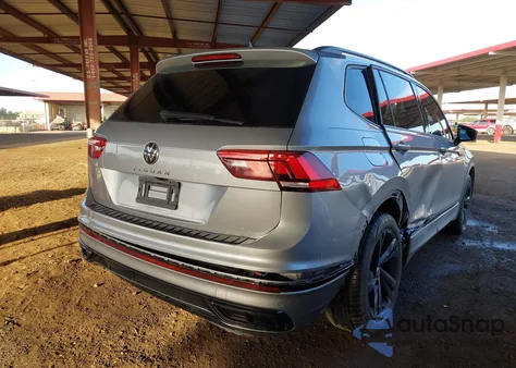 2023 Volkswagen Tiguan 2.0T Se R-Line Black z USA, uszkodzony, nr VIN 3VVCB7AX1PM067047